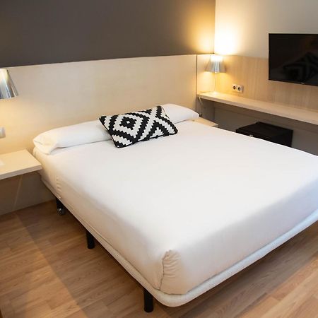 Hotel Restaurante Cadosa Сория Экстерьер фото