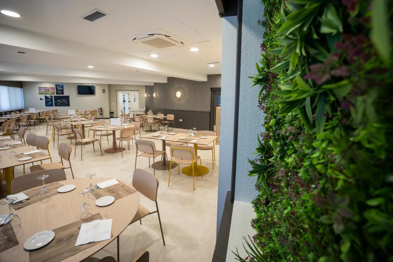Hotel Restaurante Cadosa Сория Экстерьер фото