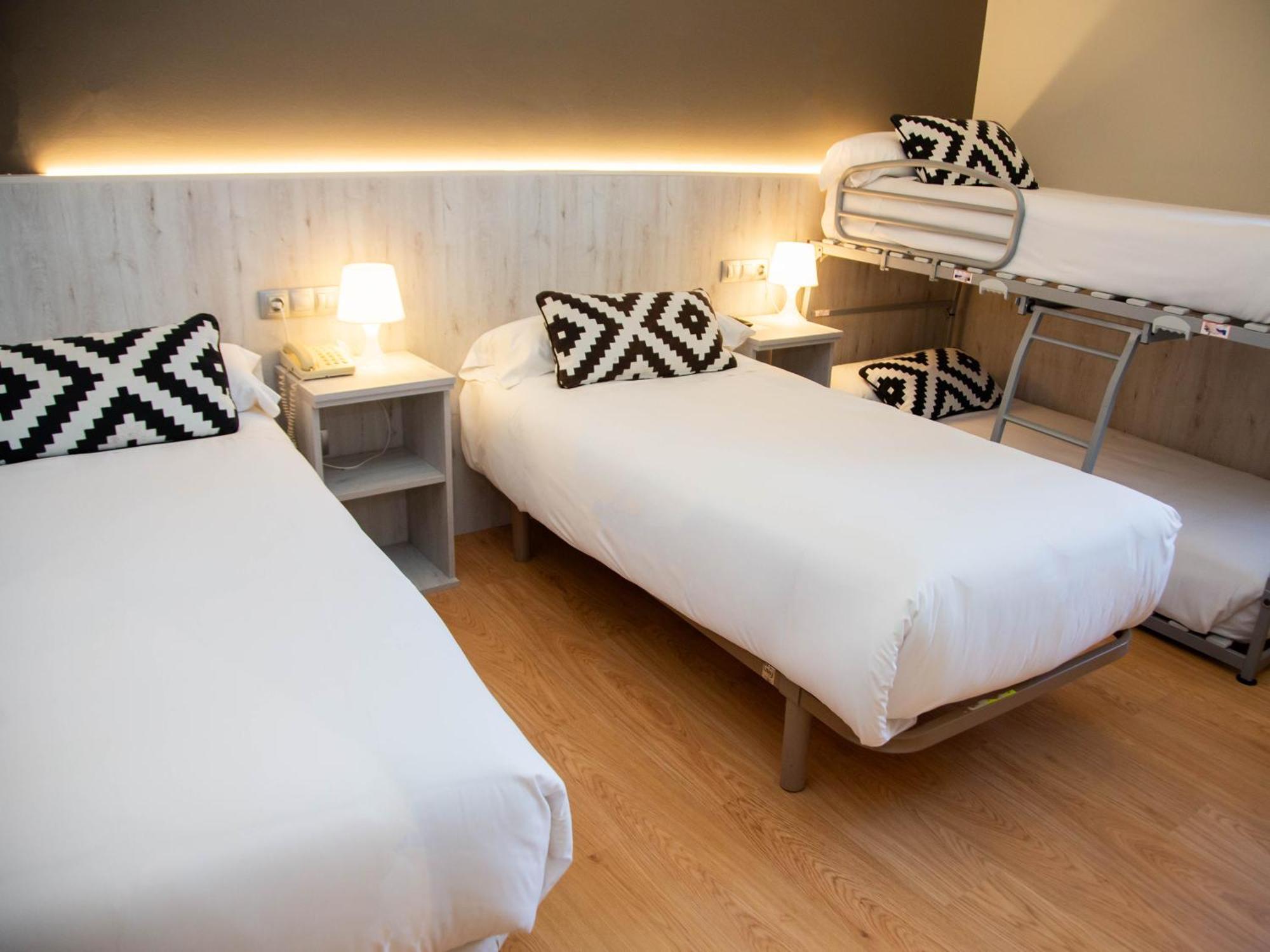 Hotel Restaurante Cadosa Сория Экстерьер фото